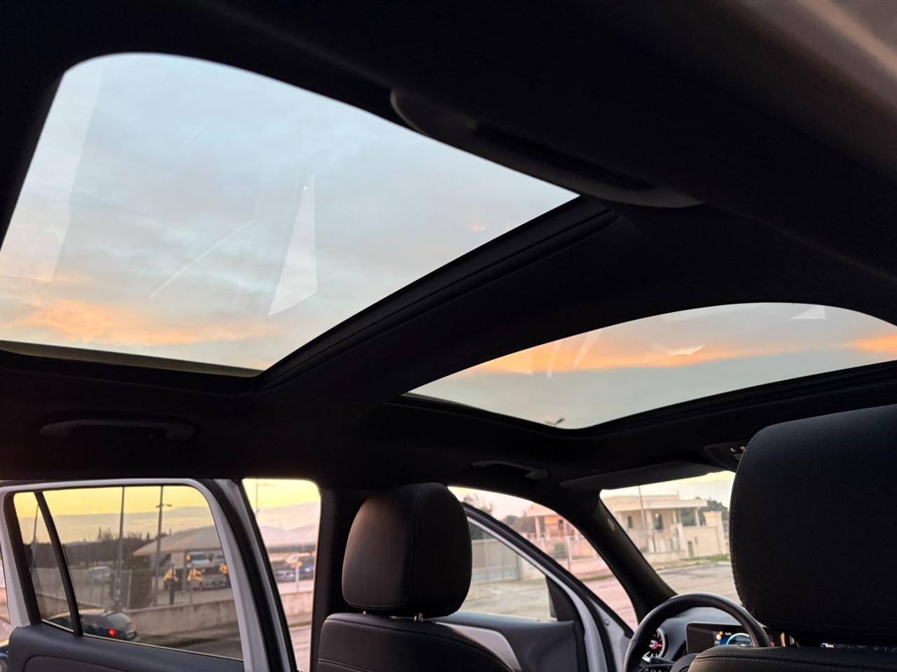 MERCEDES-BENZ GLB 200 d Automatic 4Matic Sport Plus TETTO APR/PAN - 11