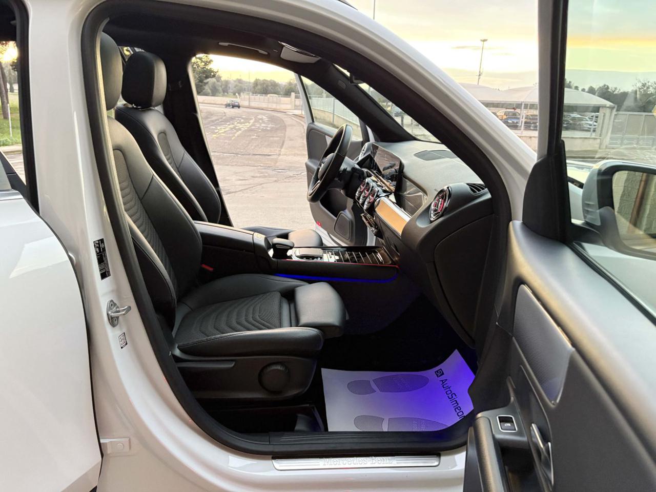 MERCEDES-BENZ GLB 200 d Automatic 4Matic Sport Plus TETTO APR/PAN - 12