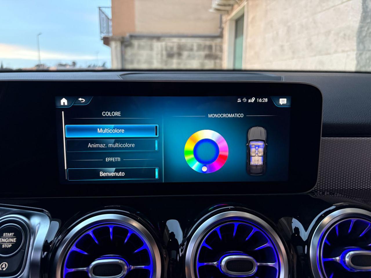 MERCEDES-BENZ GLB 200 d Automatic 4Matic Sport Plus TETTO APR/PAN - 30