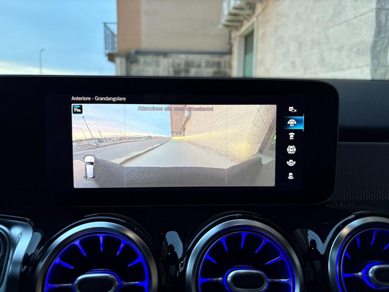 MERCEDES-BENZ GLB 200 d Automatic 4Matic Sport Plus TETTO APR/PAN - 35