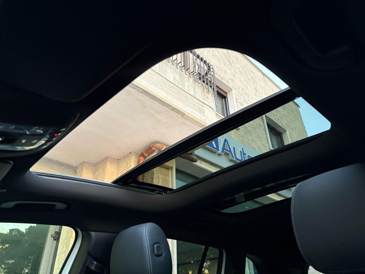 MERCEDES-BENZ GLB 200 d Automatic 4Matic Sport Plus TETTO APR/PAN - 9