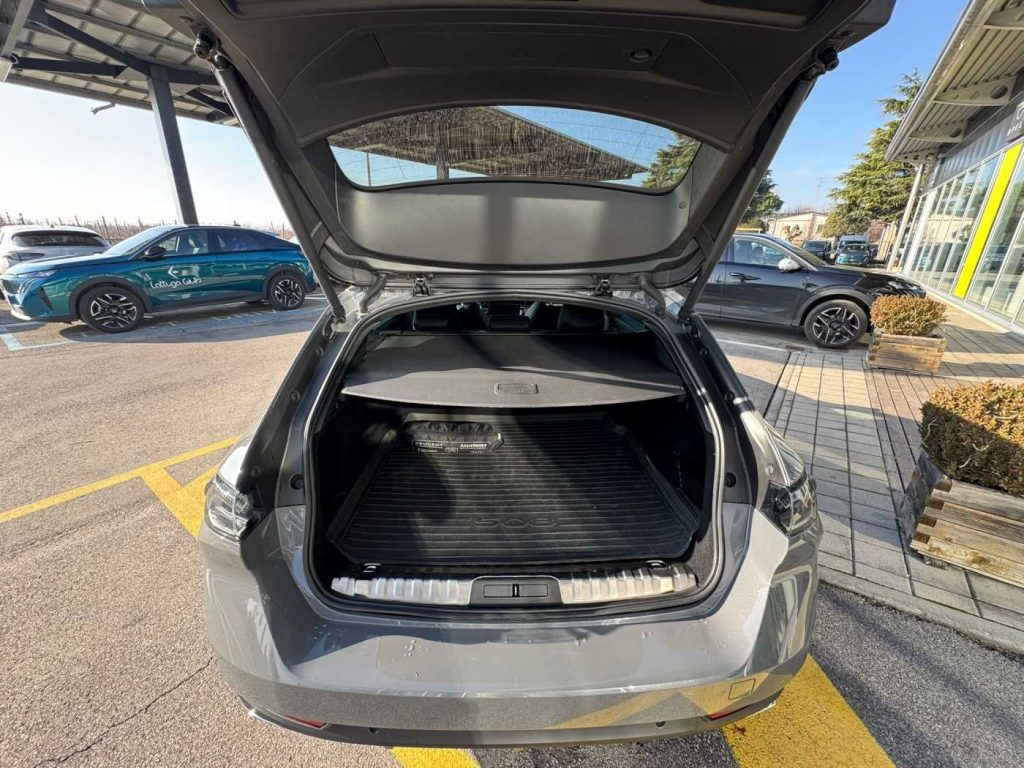 PEUGEOT 508 BlueHDi 130 Stop&Start EAT8 SW GT - 16