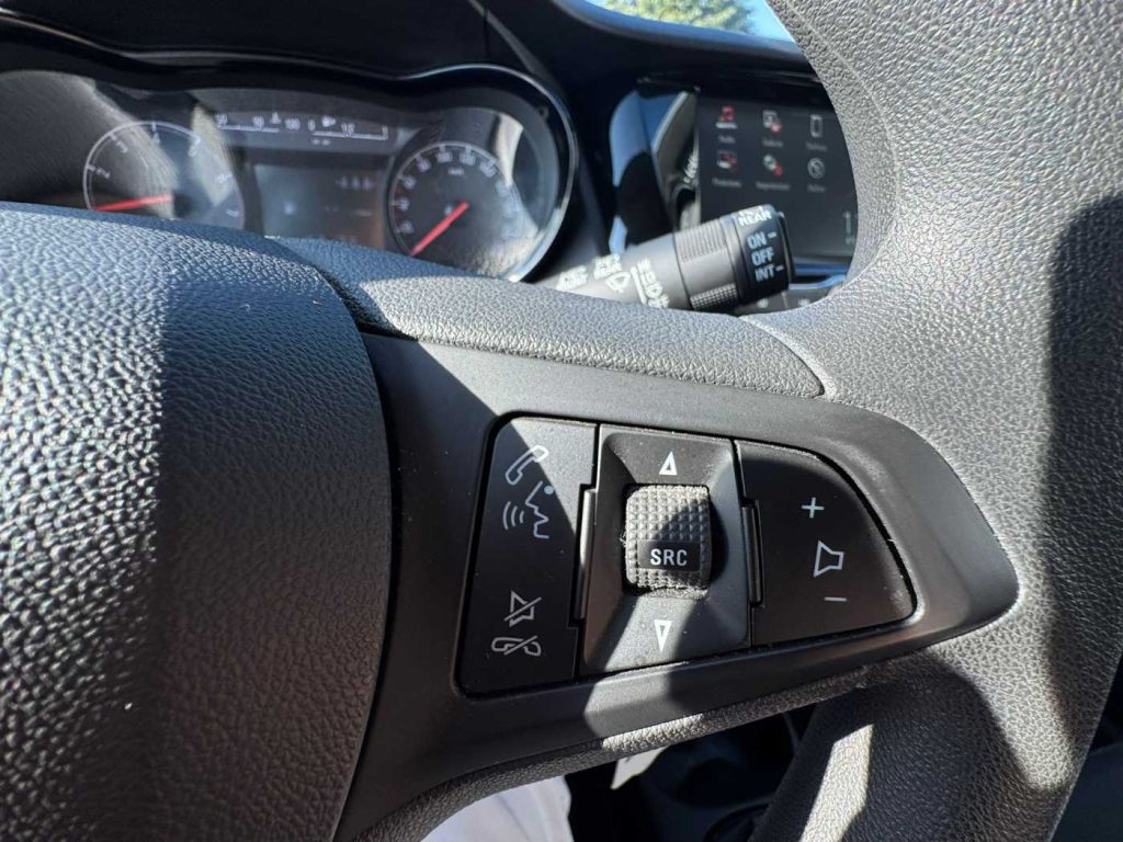 OPEL Karl Rocks 1.0 75 CV Start&Stop - 20