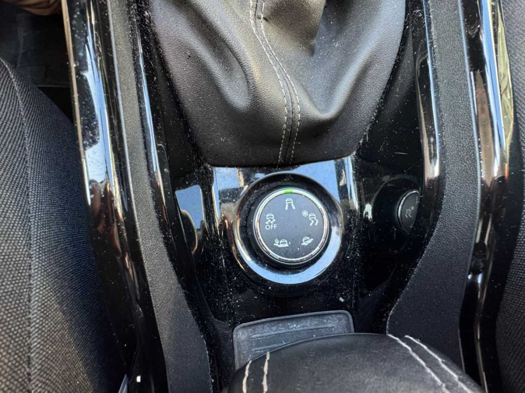 PEUGEOT 2008 1° serie BlueHDi 100 S&S Allure - 14