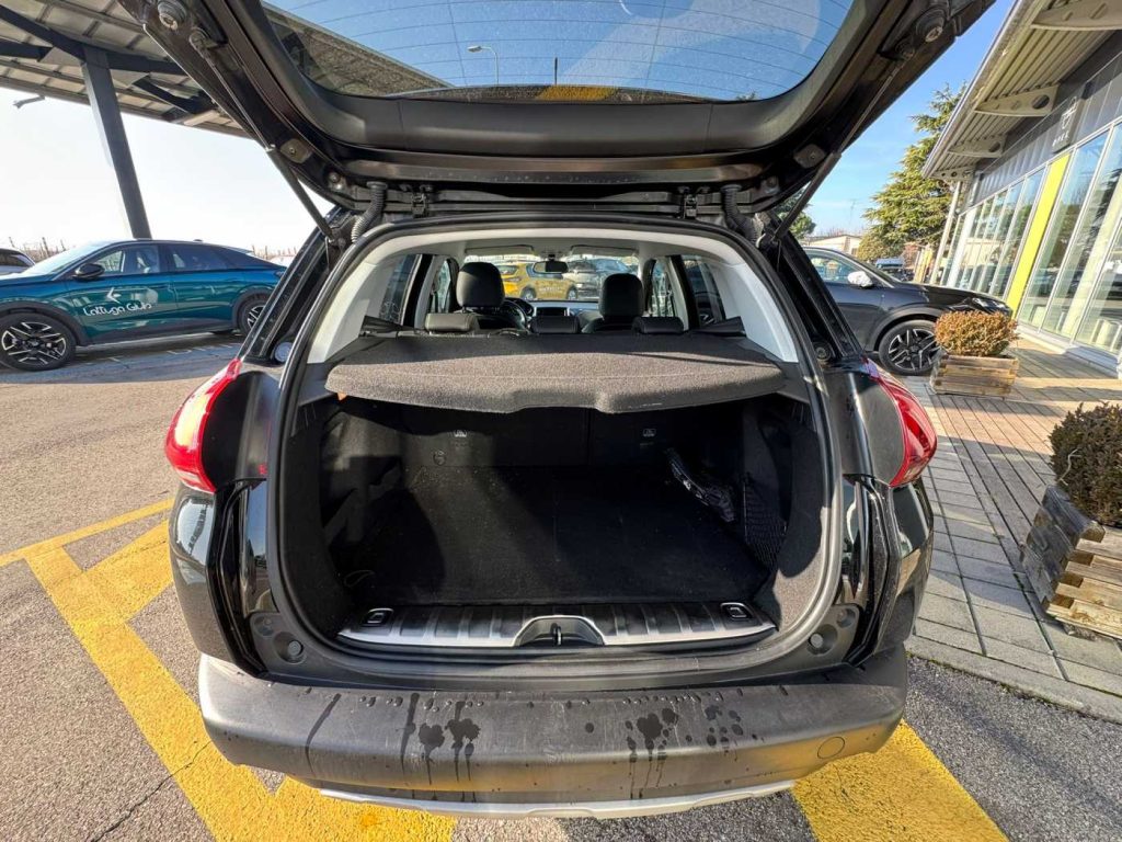 PEUGEOT 2008 1° serie BlueHDi 100 S&S Allure - 15