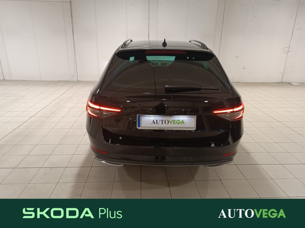 SKODA Superb wagon 2.0 tdi evo sportline 150cv dsg - 6