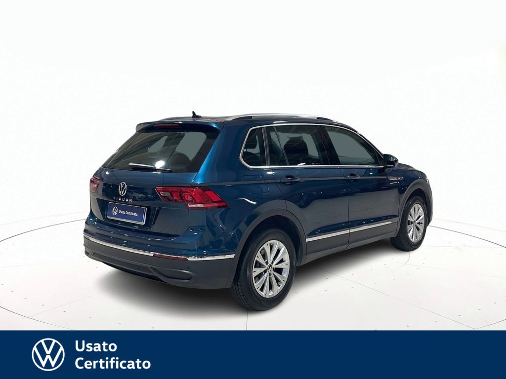 VOLKSWAGEN Tiguan 2.0 tdi life 150cv dsg - 4