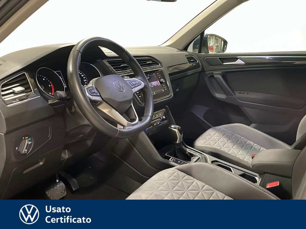 VOLKSWAGEN Tiguan 2.0 tdi life 150cv dsg - 7