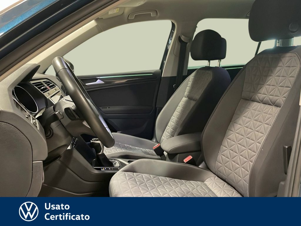 VOLKSWAGEN Tiguan 2.0 tdi life 150cv dsg - 9