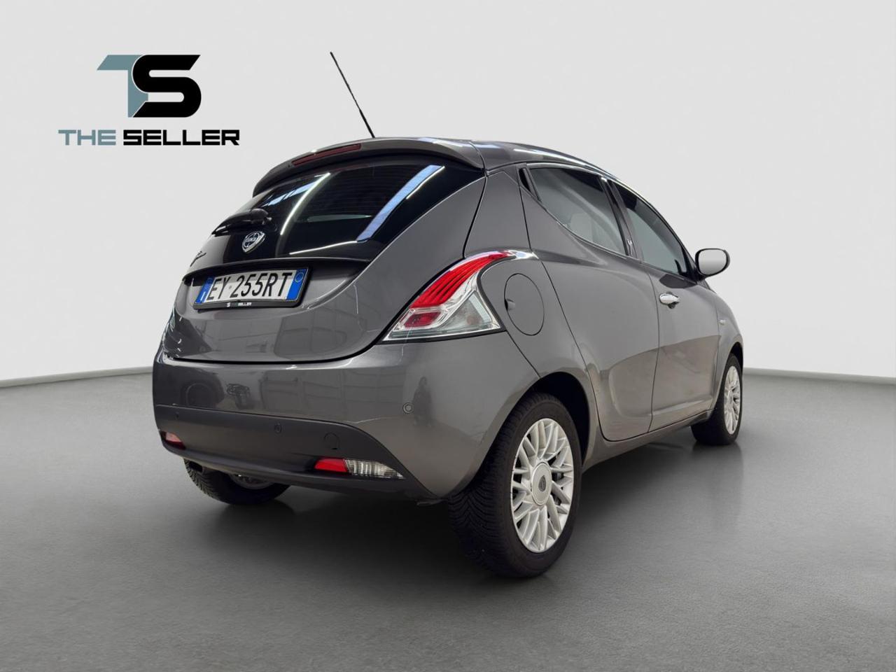 LANCIA Ypsilon 1.2 69 CV 5 porte - 7