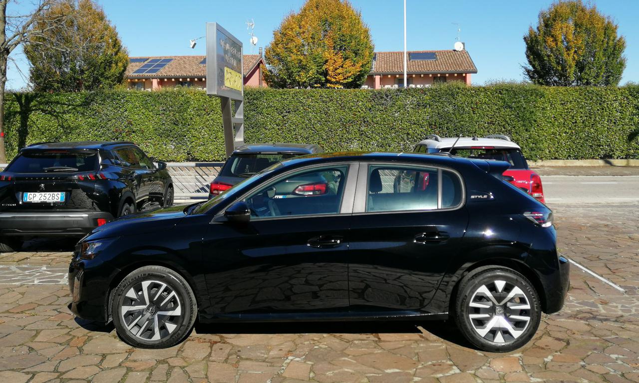 PEUGEOT 208 Hybrid 110 CV e-DCS6 Style - 2