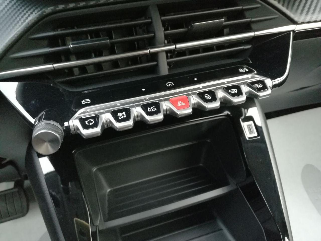 PEUGEOT 208 Hybrid 110 CV e-DCS6 Style - 21