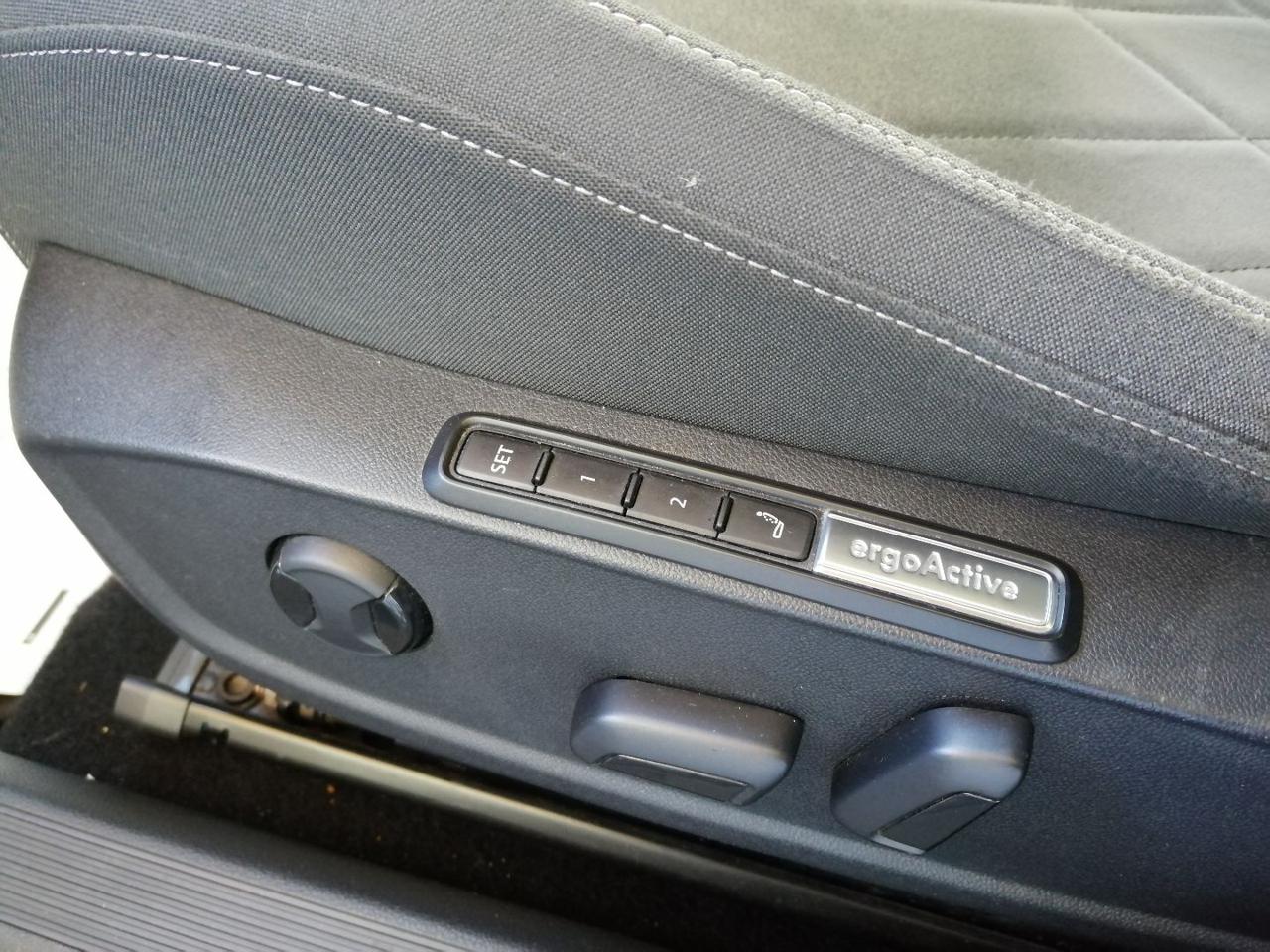 VOLKSWAGEN Golf 1.4 TSI eHYBRID 204 CV DSG Style - 24