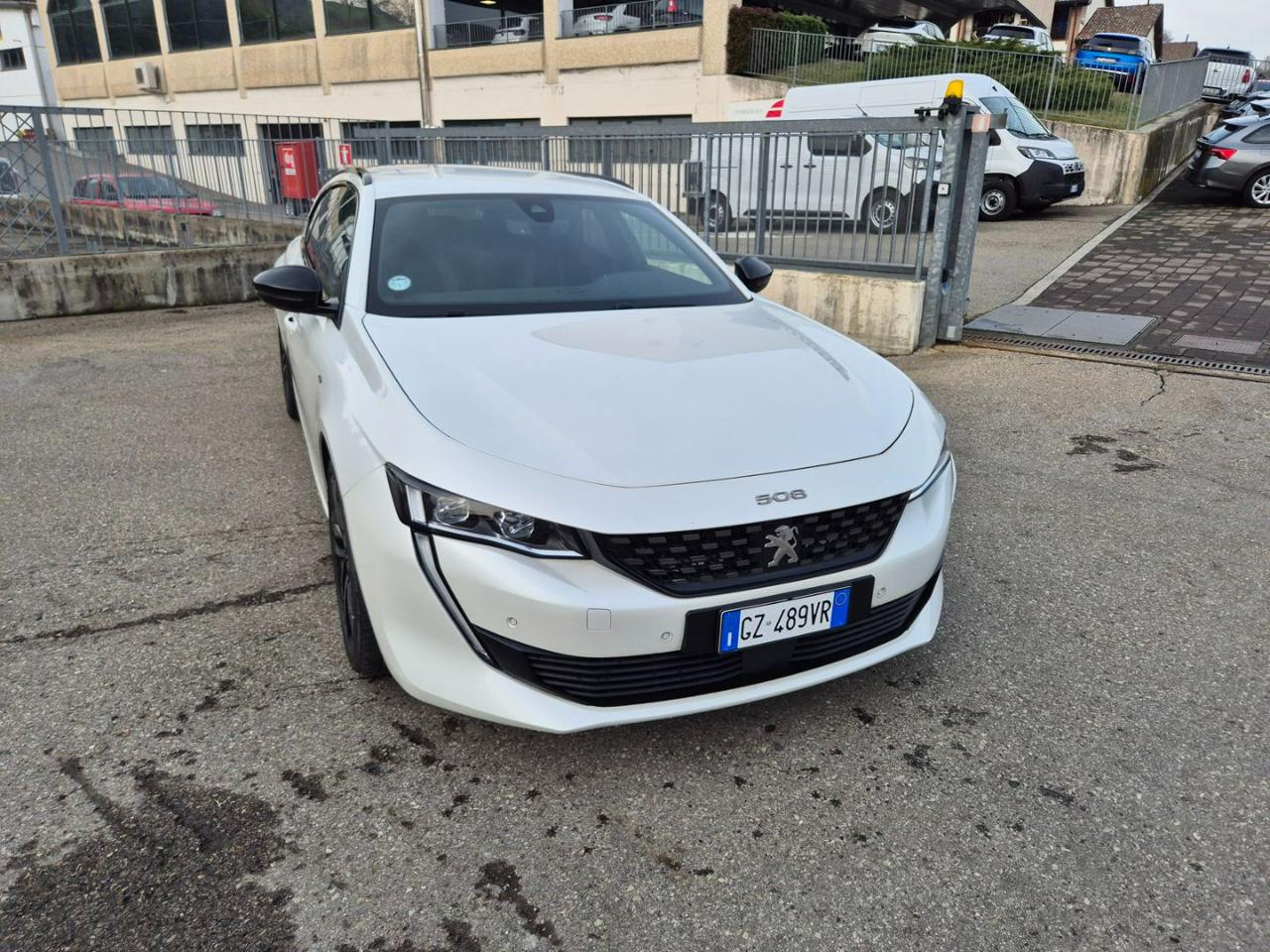 PEUGEOT 508 BlueHDi 130 Stop&Start EAT8 SW GT - 4