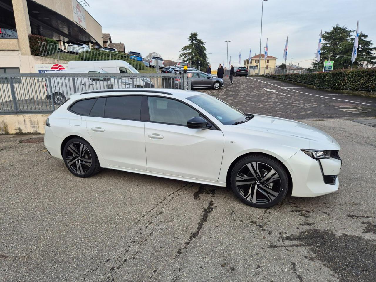PEUGEOT 508 BlueHDi 130 Stop&Start EAT8 SW GT - 6