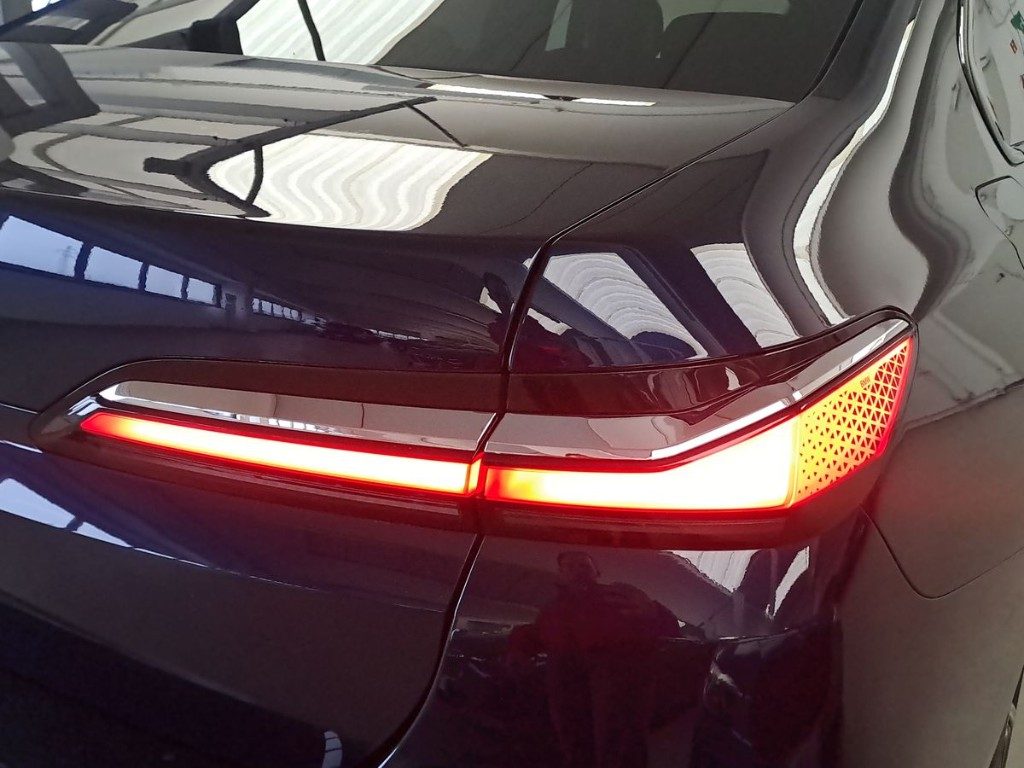 BMW 740 d xDrive Msport - 7