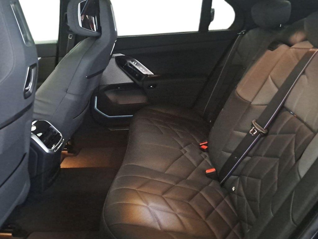 BMW 740 d xDrive Msport - 11