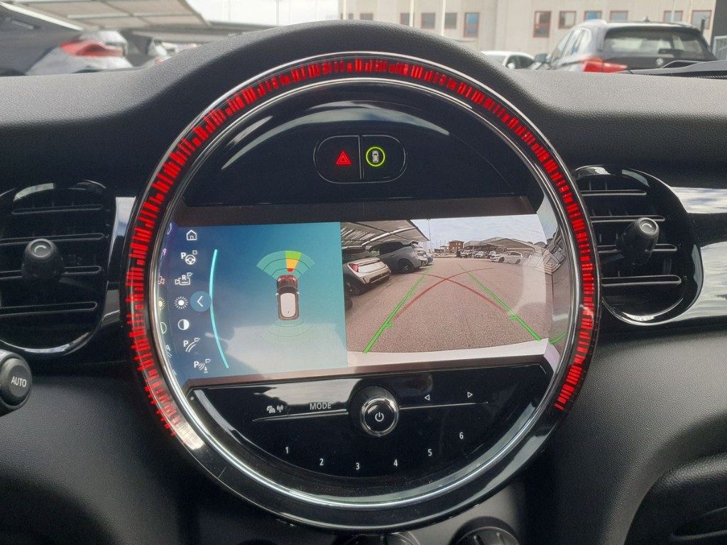 MINI Cooper SE Classic Aut. + Tetto apr. - 12