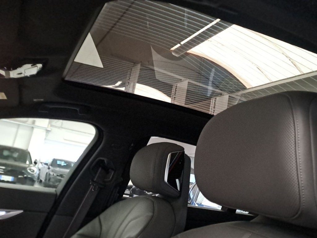 BMW 740 d xDrive Msport - 12