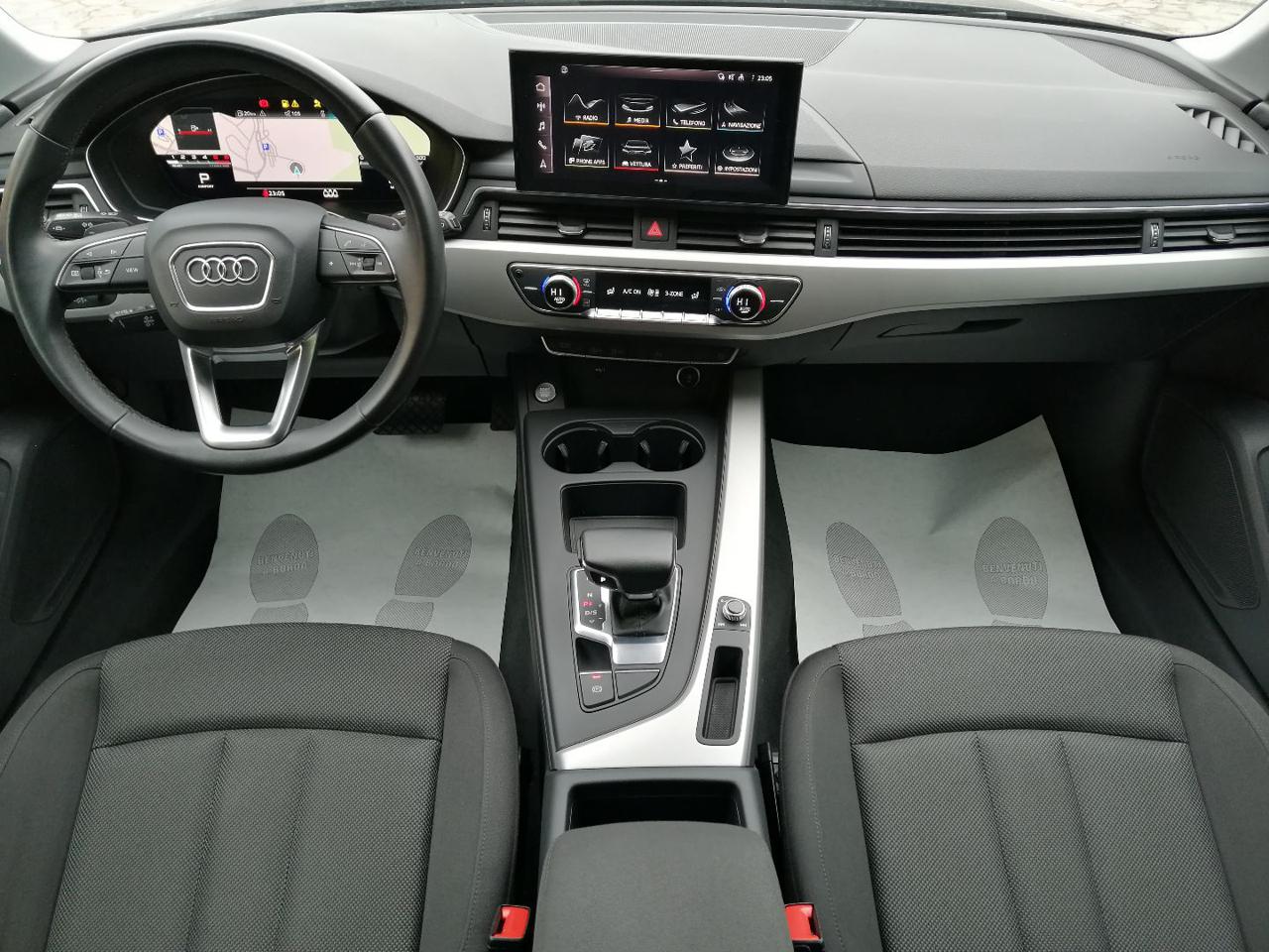 AUDI A4 Avant 35 TDI/163 CV S tronic Business Advanced - 12