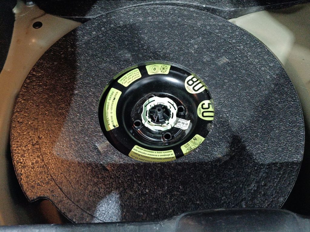 PEUGEOT 208 1° serie BlueHDi 75 5 porte Active - 13