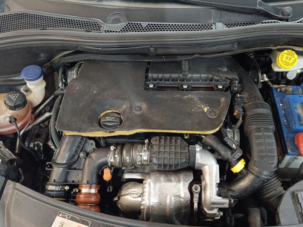 PEUGEOT 208 1° serie BlueHDi 75 5 porte Active - 22