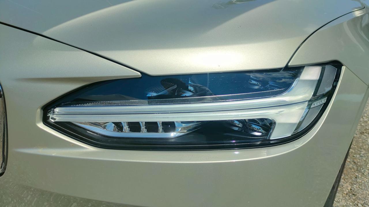 VOLVO S90 D3 Momentum 17.000KM UN PROPRIETARIO - 15