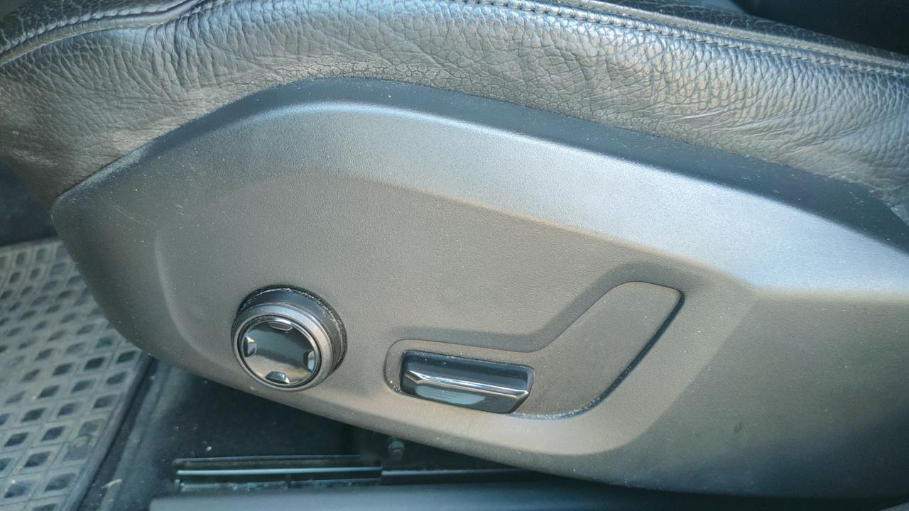 VOLVO S90 D3 Momentum 17.000KM UN PROPRIETARIO - 27