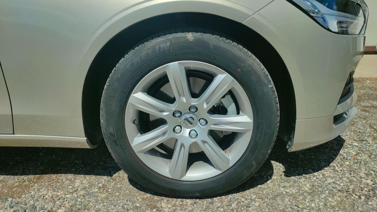 VOLVO S90 D3 Momentum 17.000KM UN PROPRIETARIO - 14