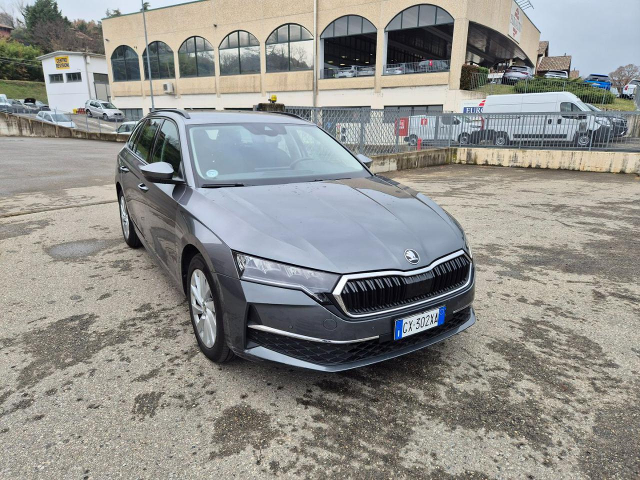 SKODA Octavia 2.0 TDI 150 CV DSG Wagon Executive - 4