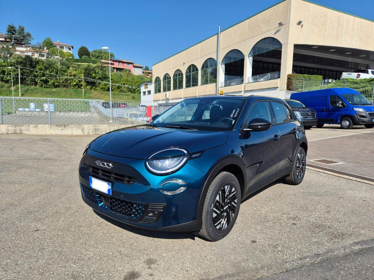 FIAT 600 Hybrid 110 CV DCT MHEV Business - 2