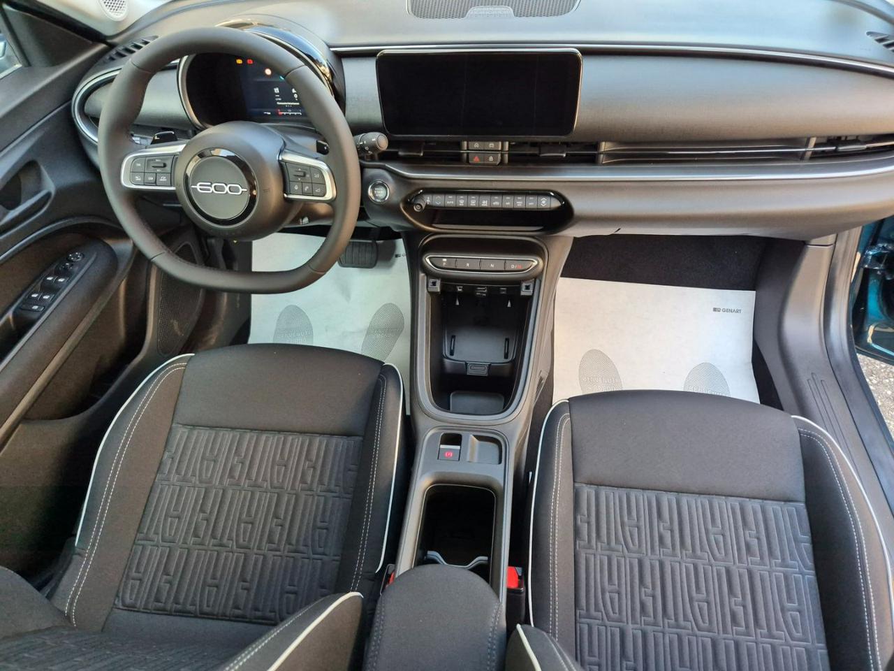 FIAT 600 Hybrid 110 CV DCT MHEV Business - 13