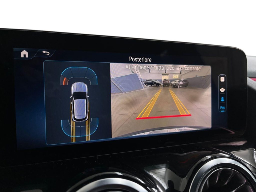 MERCEDES-BENZ GLA 200 d Automatic AMG Line Advanced Plus - 12