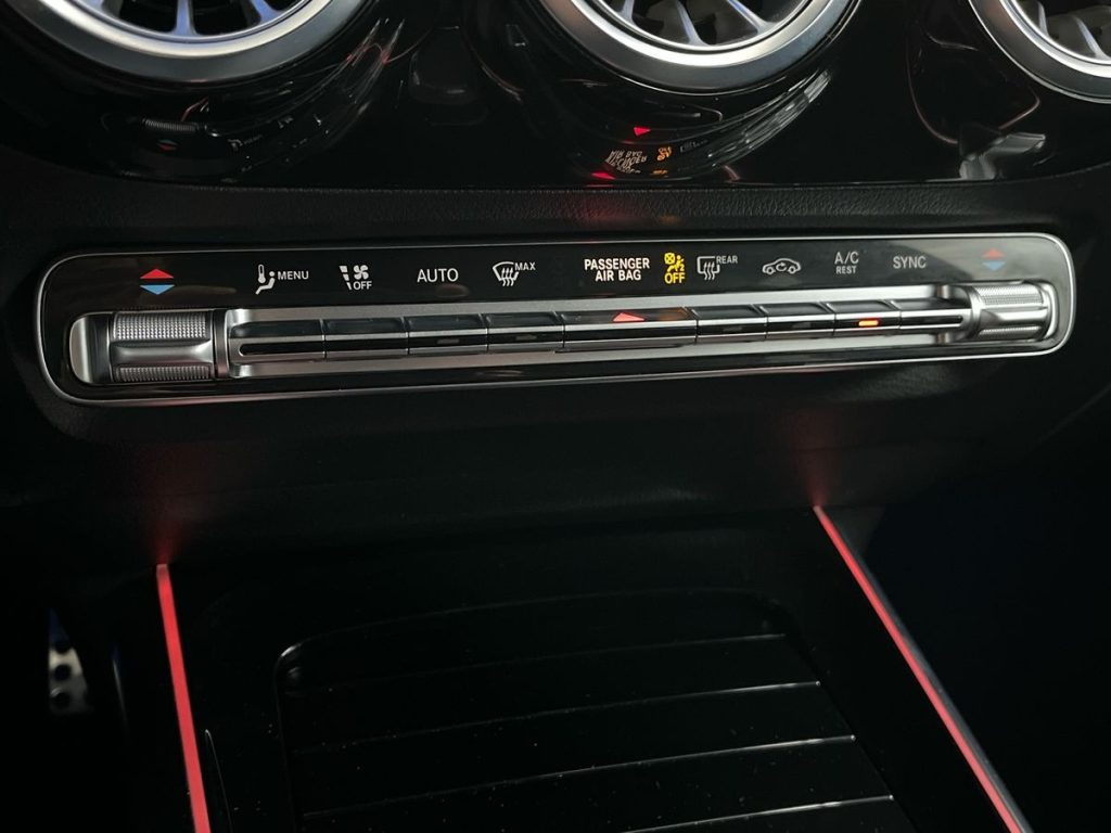 MERCEDES-BENZ GLA 200 d Automatic AMG Line Advanced Plus - 14