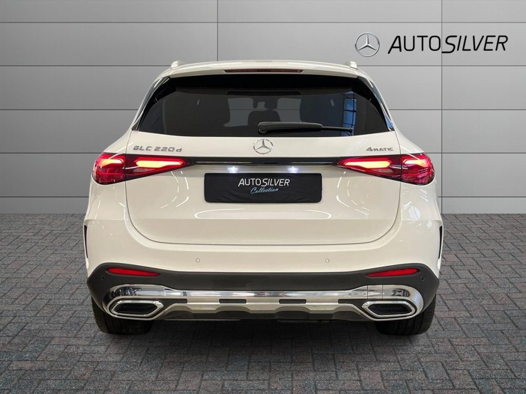 MERCEDES-BENZ GLC 220 d 4Matic Mild Hybrid AMG Line Premium - 4
