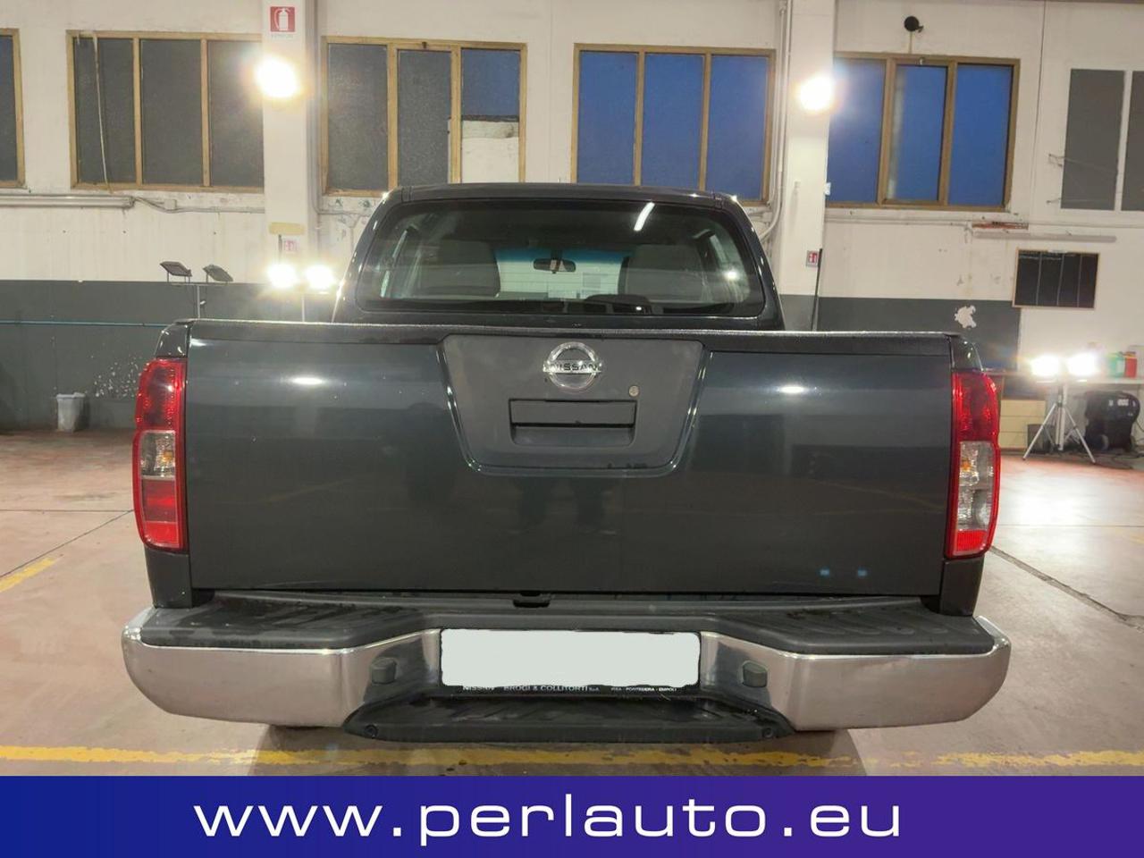 NISSAN Navara 2.5 dCi 170CV 4 porte Double Cab LE - 6