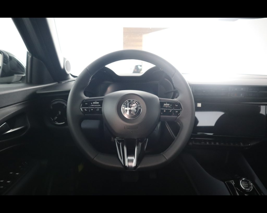 ALFA ROMEO Junior Ibrida My26 Ibrida 1.2145cv Hybrid Edct6 - 14