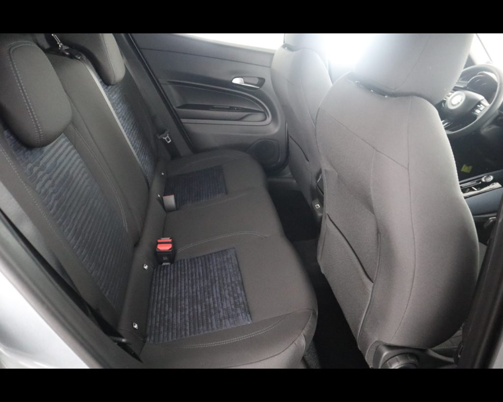 ALFA ROMEO Junior Ibrida My26 Ibrida Sprint 1.2 145cv Hybrid Edct6 - 18