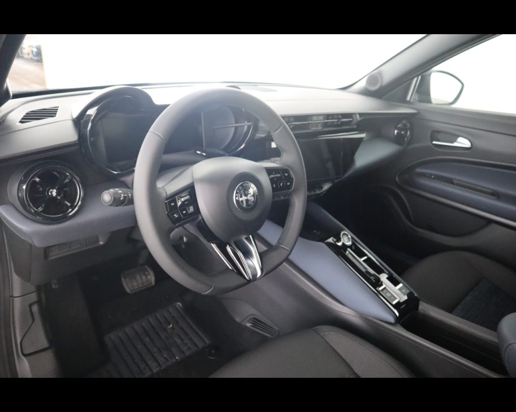 ALFA ROMEO Junior Ibrida My26 Ibrida Sprint 1.2 145cv Hybrid Edct6 - 13