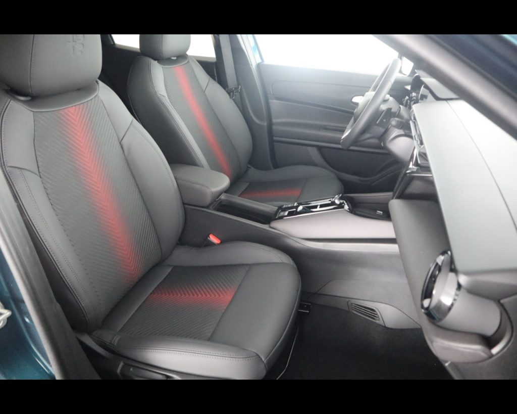 ALFA ROMEO Junior Ibrida Ibrida Speciale1.2 136cv Hybrid Edct6 - 17