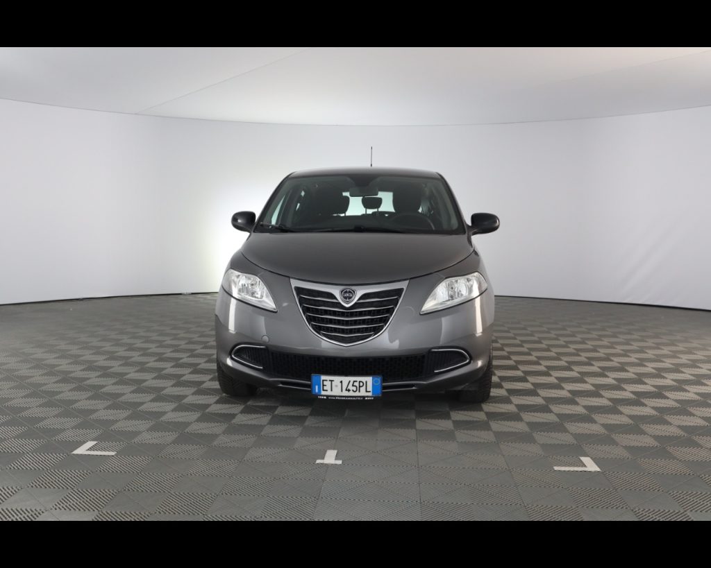 LANCIA Ypsilon 1.2 8v Gold 69cv - 3