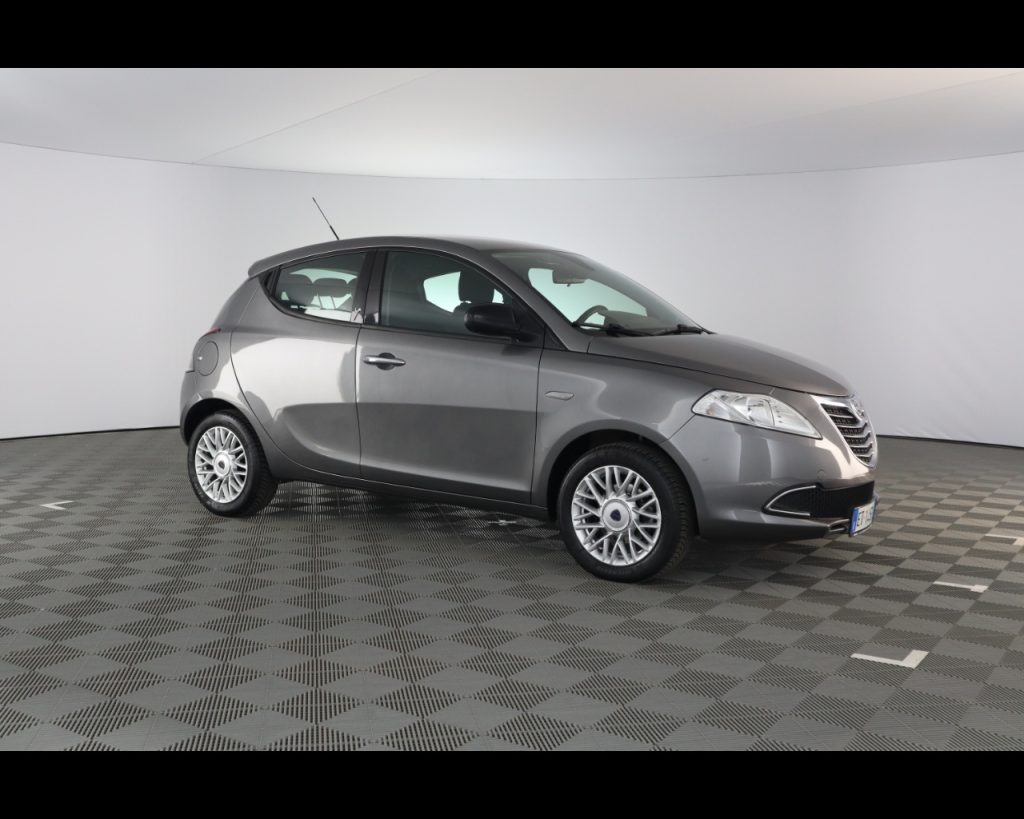 LANCIA Ypsilon 1.2 8v Gold 69cv - 5