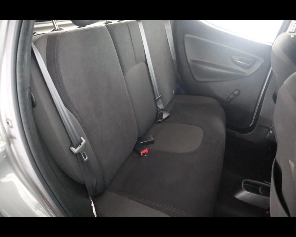 LANCIA Ypsilon 1.2 8v Gold 69cv - 18