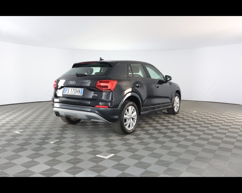AUDI Q2 1.4 tfsi Design - 8