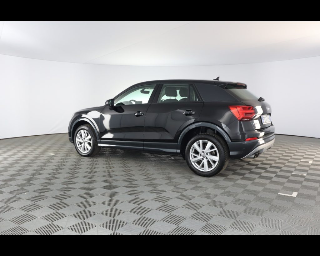 AUDI Q2 1.4 tfsi Design - 11