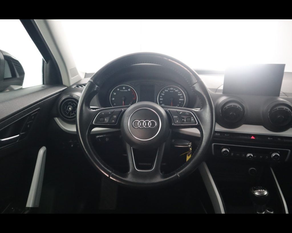 AUDI Q2 1.4 tfsi Design - 14