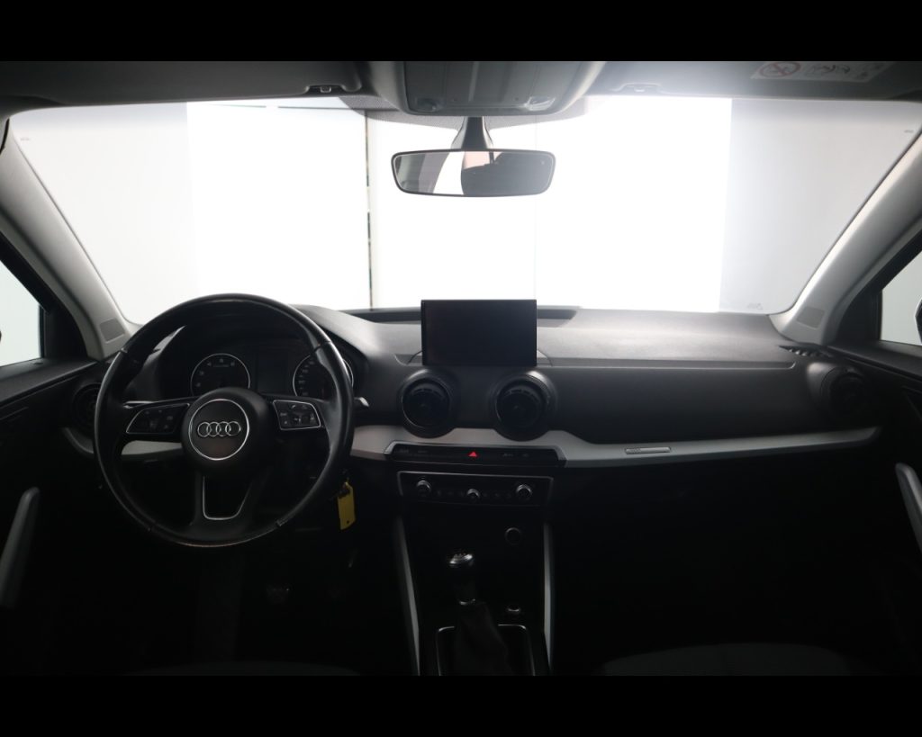 AUDI Q2 1.4 tfsi Design - 15