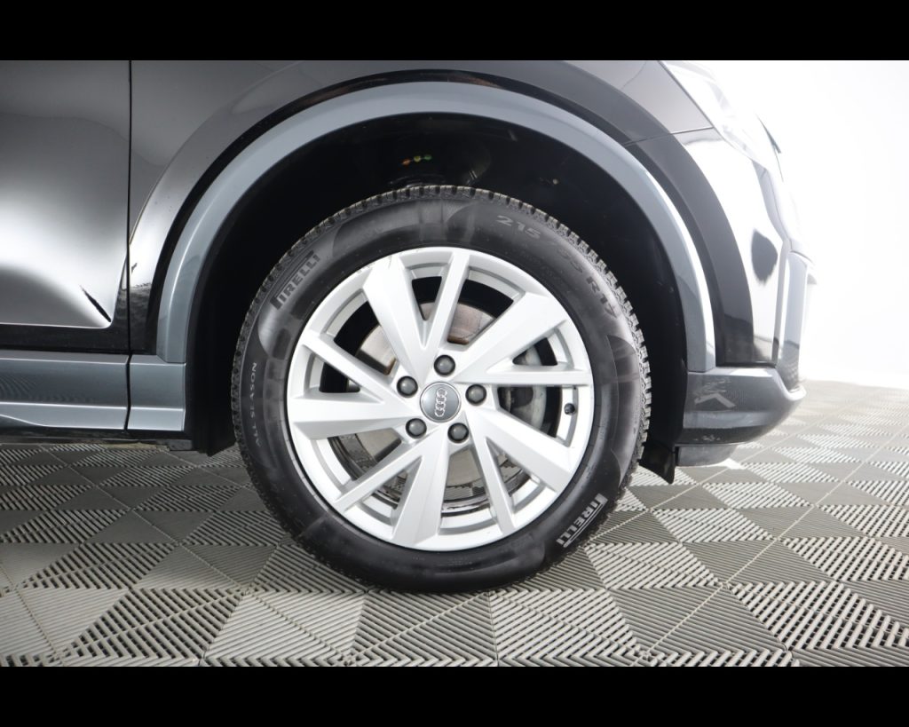 AUDI Q2 1.4 tfsi Design - 21