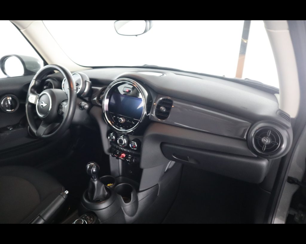 MINI Mini 3p 1.5 One Essential 75cv - 16