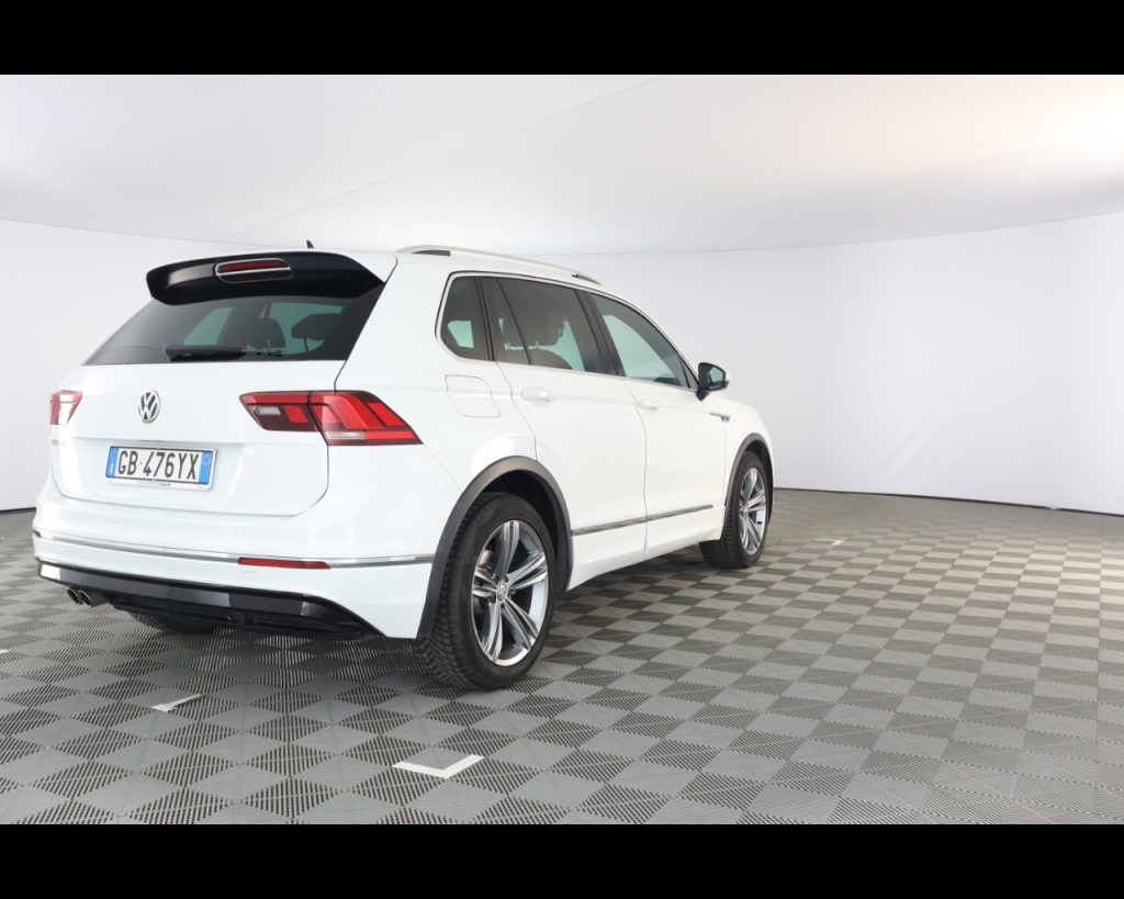 VOLKSWAGEN Tiguan 1.5 tsi Sport 130cv R-LINE - 8